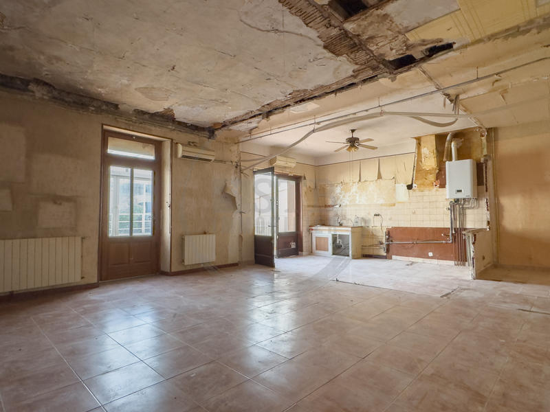 Maison de village - 160 m² - 2 pièces