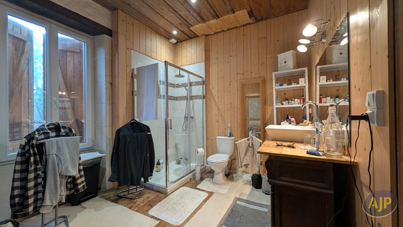 Maison - 140 m² - 6 pièces