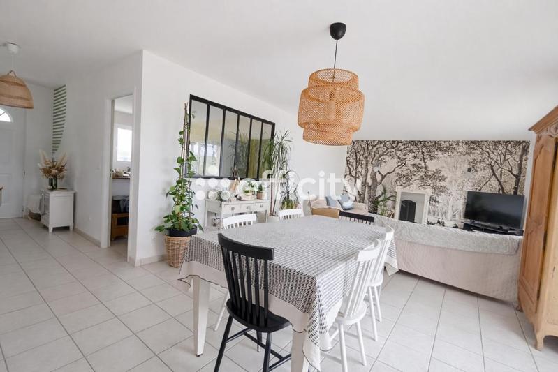 Pavillon - 108 m² - 6 pièces