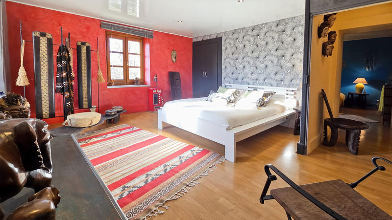 Maison - 245 m² - 7 pièces