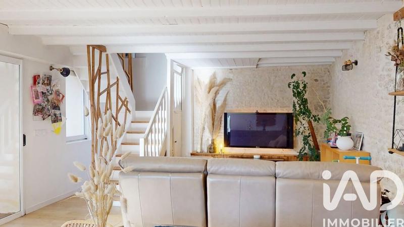 Maison - 90 m² - 4 pièces