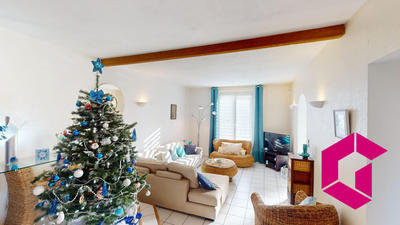 Maison - 134 m² - 7 pièces