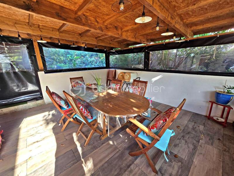 Maison traditionnelle - 202 m² - 7 pièces