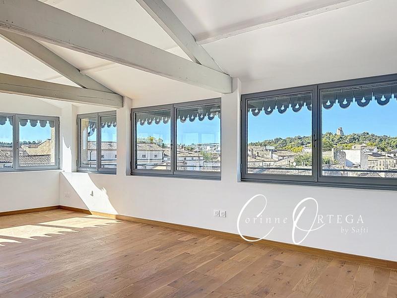 Appartement - 95 m² - 4 pièces