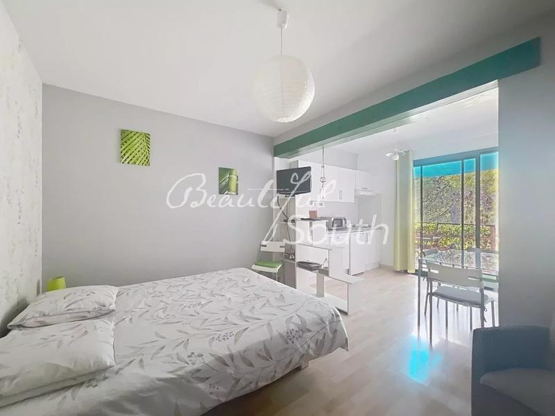 Maison - 147 m² - 9 pièces