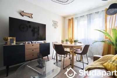 Chambre - 10 m² - 1 pièce