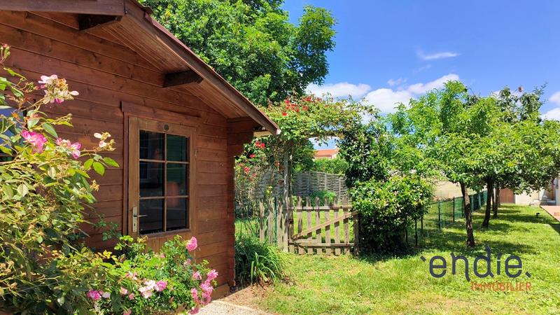 Maison - 249 m² - 8 pièces