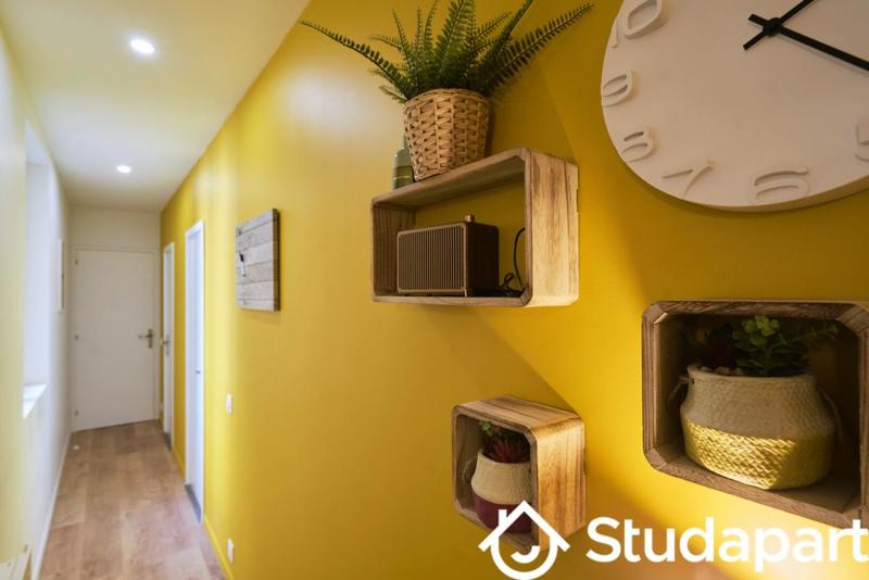 Chambre - 10 m² - 1 pièce