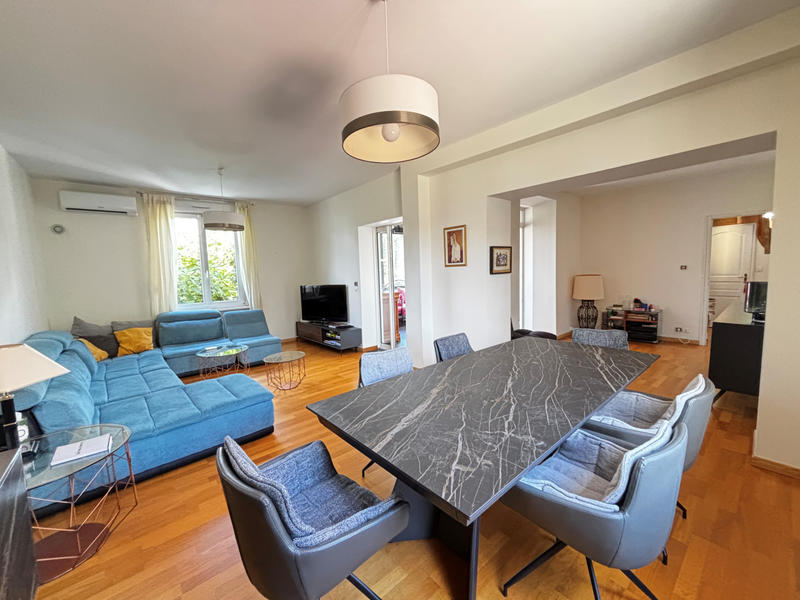 Maison - 179 m² - 6 pièces