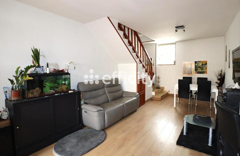 Appartement - 81 m² - 4 pièces