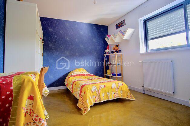 Maison - 192 m² - 8 pièces