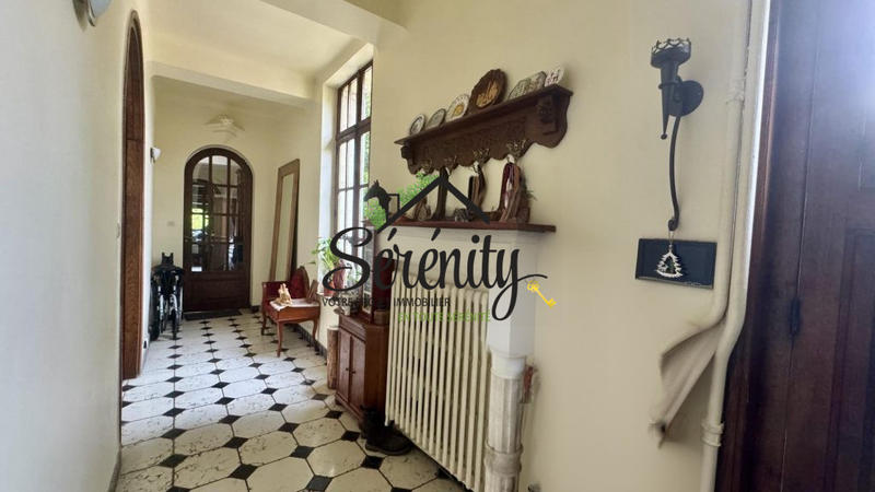 Maison - 297 m² - 6 pièces