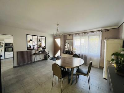 Maison - 149 m² - 7 pièces