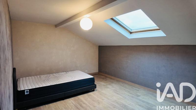 Maison - 177 m² - 8 pièces