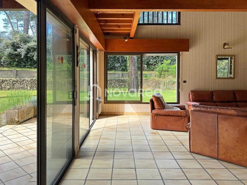 Maison - 190 m² - 6 pièces