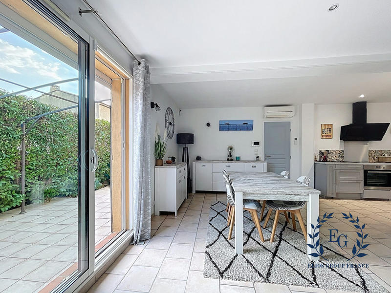 Maison - 87 m² - 4 pièces