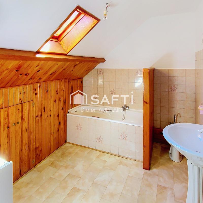 Maison de ville - 111 m² - 5 pièces