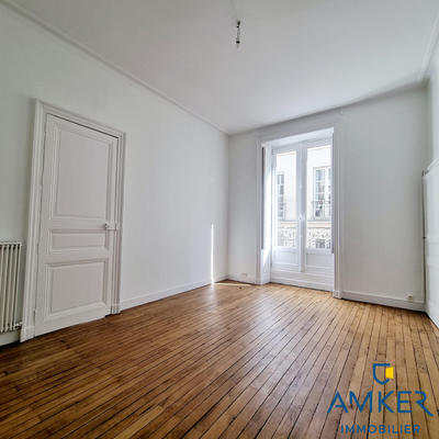 Appartement - 93 m² - 4 pièces