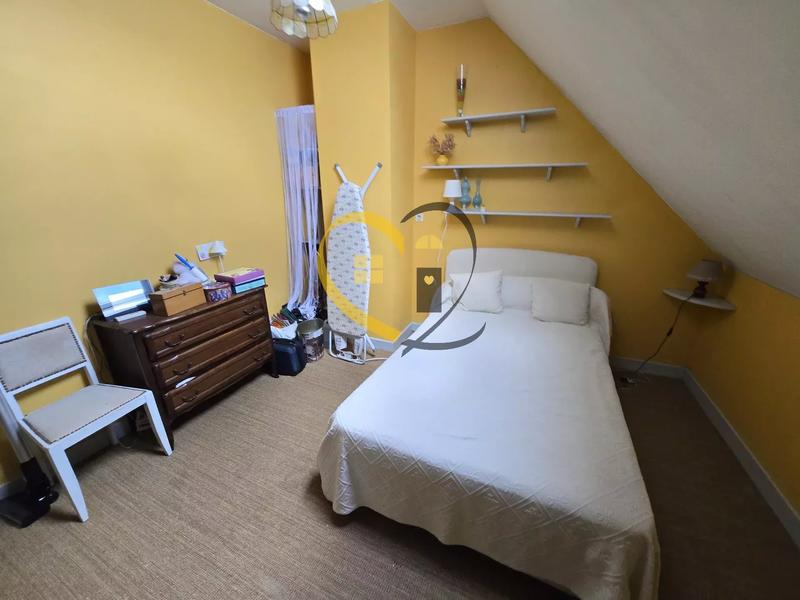 Maison - 159 m² - 7 pièces