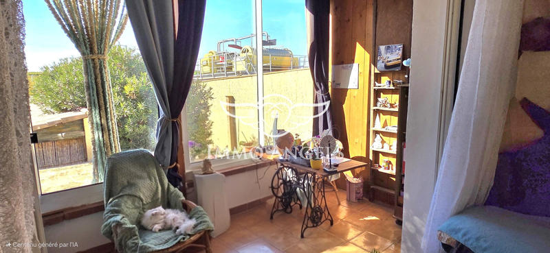 Mas - 240 m² - 13 pièces