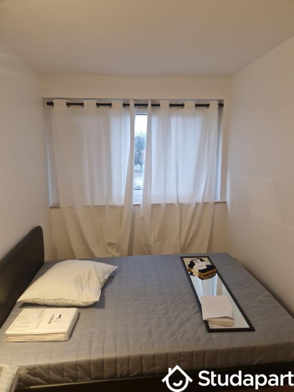 Chambre - 9 m² - 1 pièce