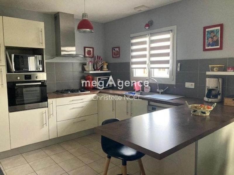 Maison - 93 m² - 4 pièces