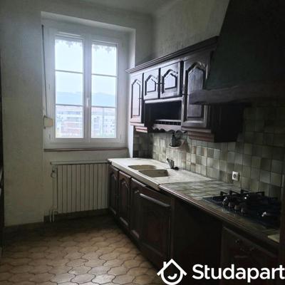 Appartement - 91 m² - 4 pièces