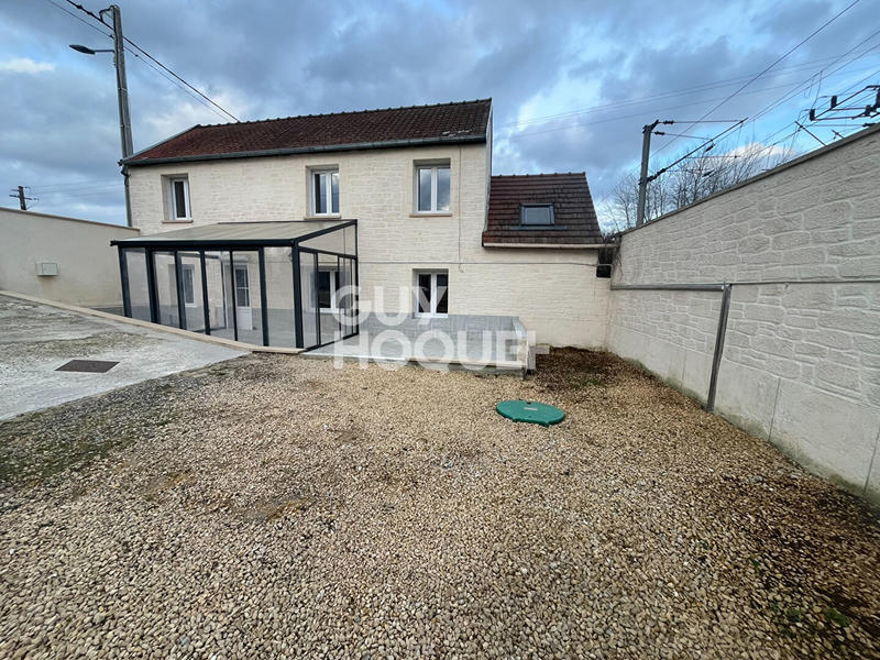 Maison - 87 m² - 5 pièces