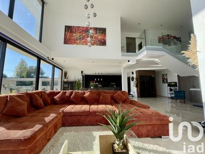 Maison de maîtres - 215 m² - 6 pièces