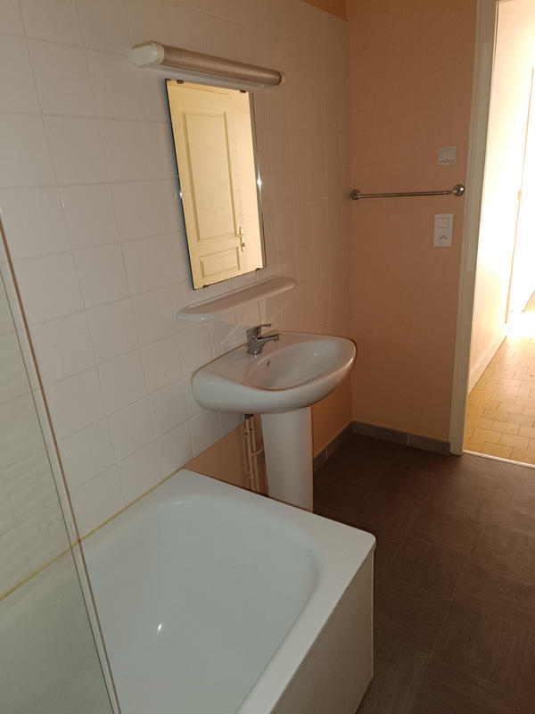 Appartement - 60 m² - 2 pièces