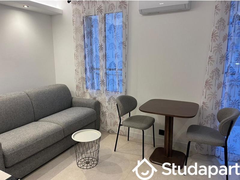 Appartement - 18 m² - 1 pièce