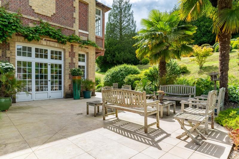 Manoir - 650 m² - 8 pièces