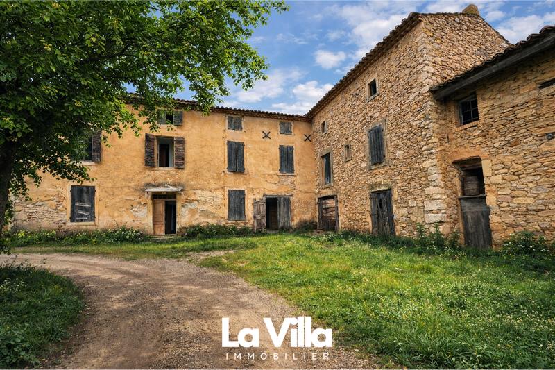 Maison - 180 m² - 10 pièces