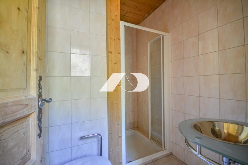 Châlet - 155 m² - 8 pièces