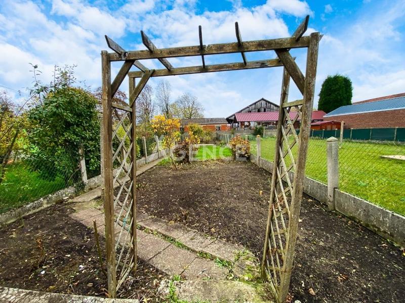 Maison - 104 m² - 4 pièces