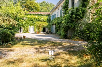 Manoir - 410 m² - 11 pièces