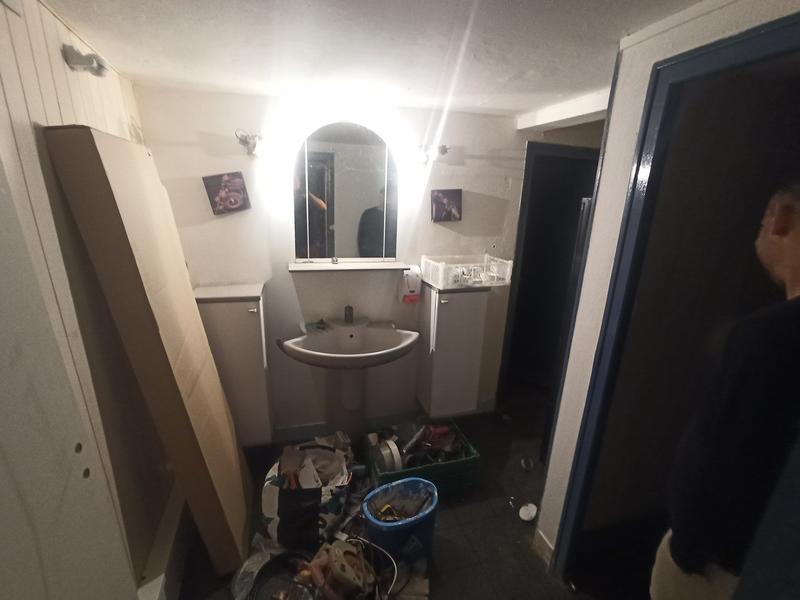 Fonds de commerce - 420 m²