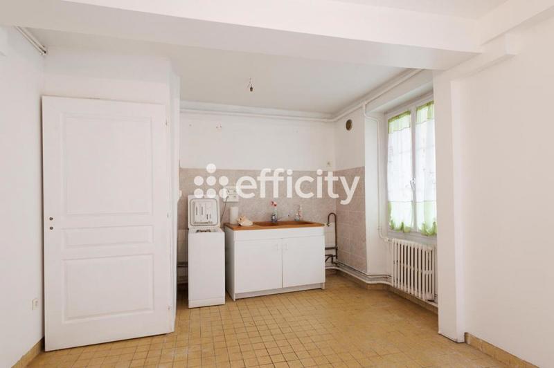 Maison - 117 m² - 8 pièces