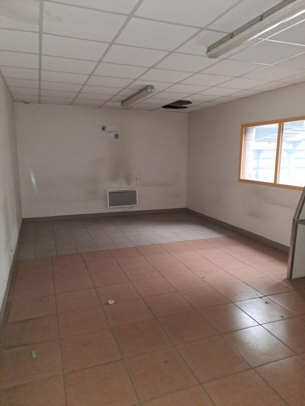 Entrepôt - 9 546 m²