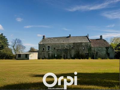 Maison - 273 m² - 6 pièces