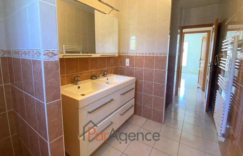 Maison - 107 m² - 4 pièces