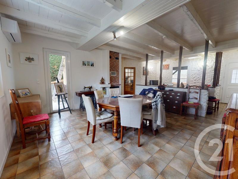 Maison - 179 m² - 7 pièces