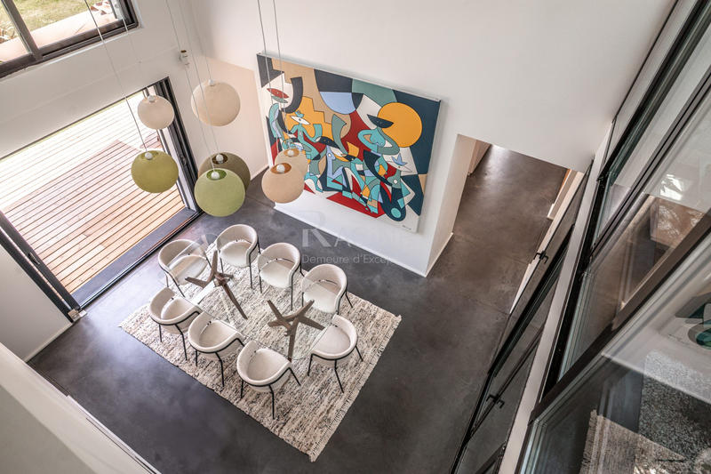 Villa - 310 m² - 7 pièces