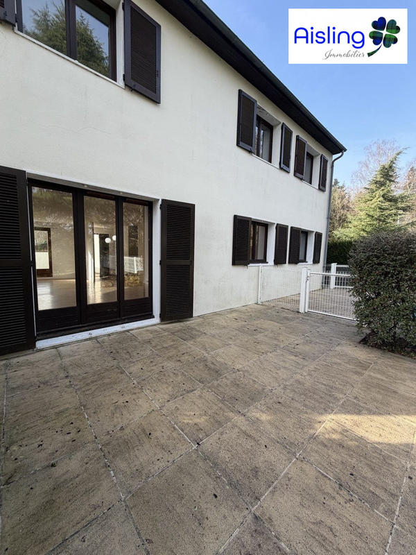 Villa - 155 m² - 5 pièces