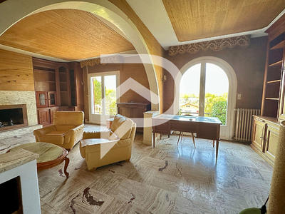 Maison - 141 m² - 5 pièces