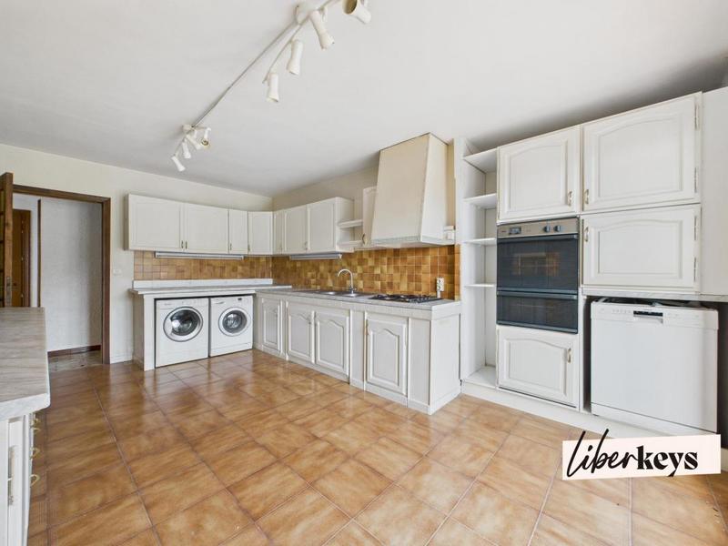 Appartement - 118 m² - 4 pièces