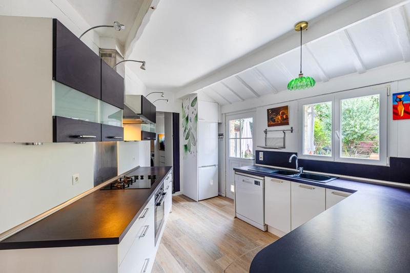 Maison - 99 m² - 4 pièces