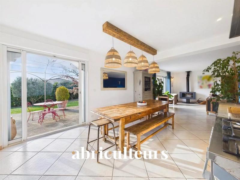 Maison - 170 m² - 5 pièces