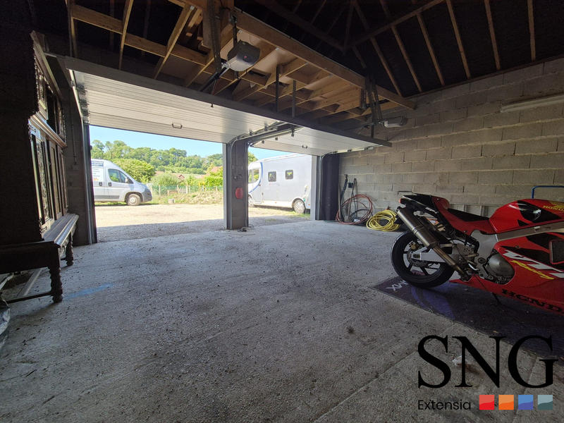 Maison - 177 m² - 8 pièces