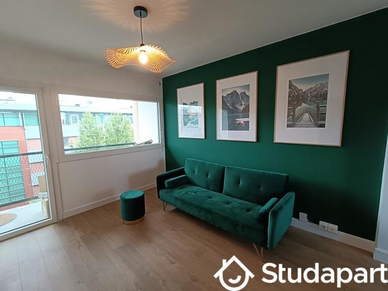 Chambre - 10 m² - 1 pièce